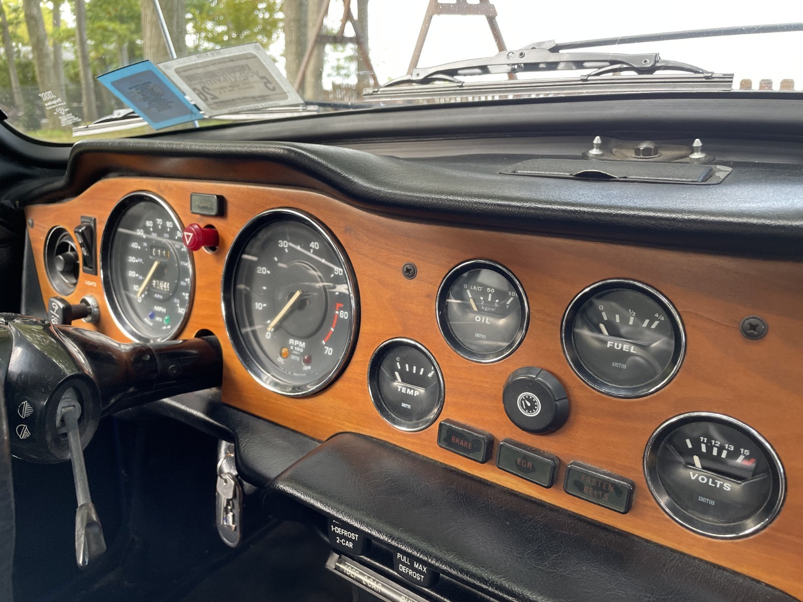 Triumph-TR-6-1976-Convertible-10