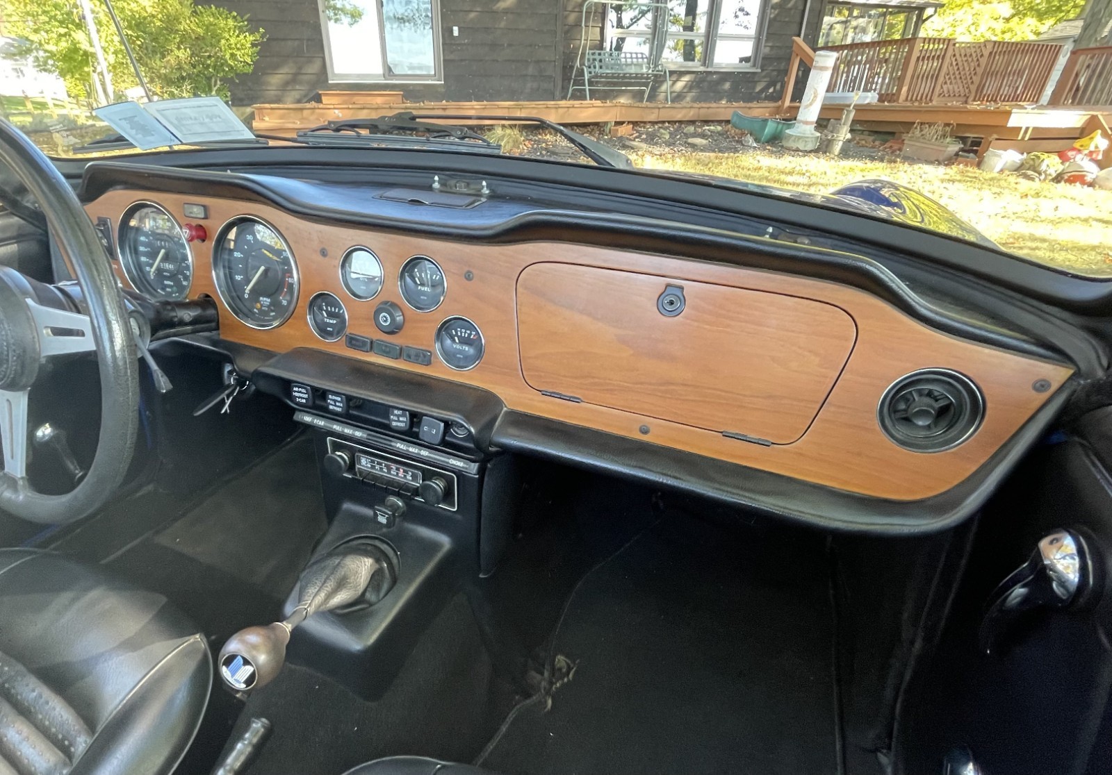 Triumph-TR-6-1976-Convertible-13
