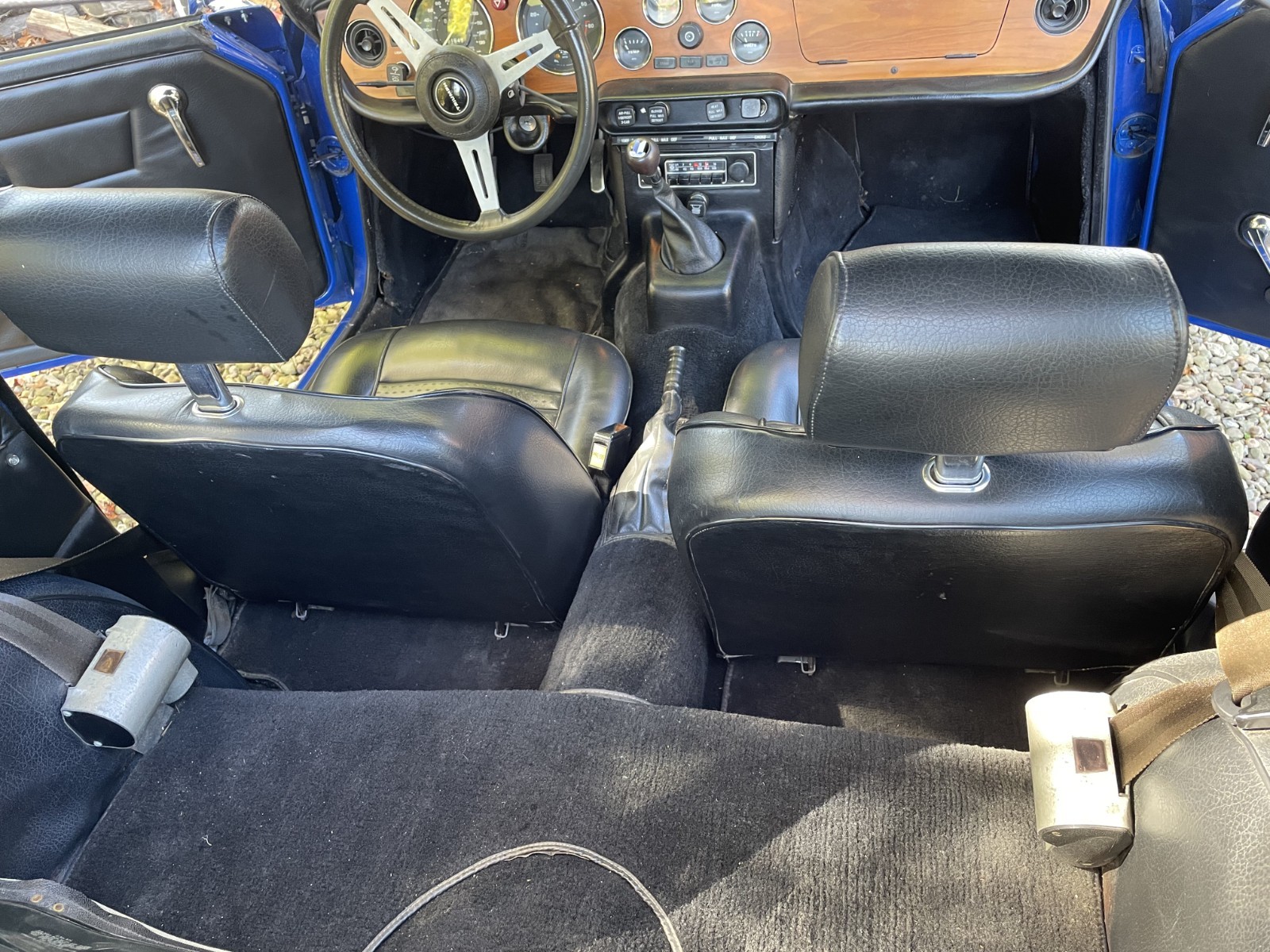 Triumph-TR-6-1976-Convertible-15