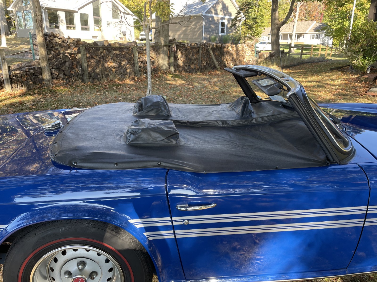 Triumph-TR-6-1976-Convertible-21