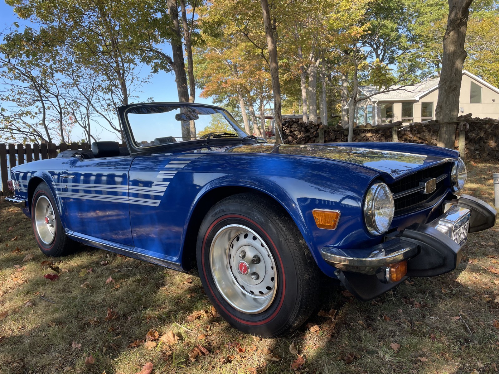 Triumph-TR-6-1976-Convertible-5