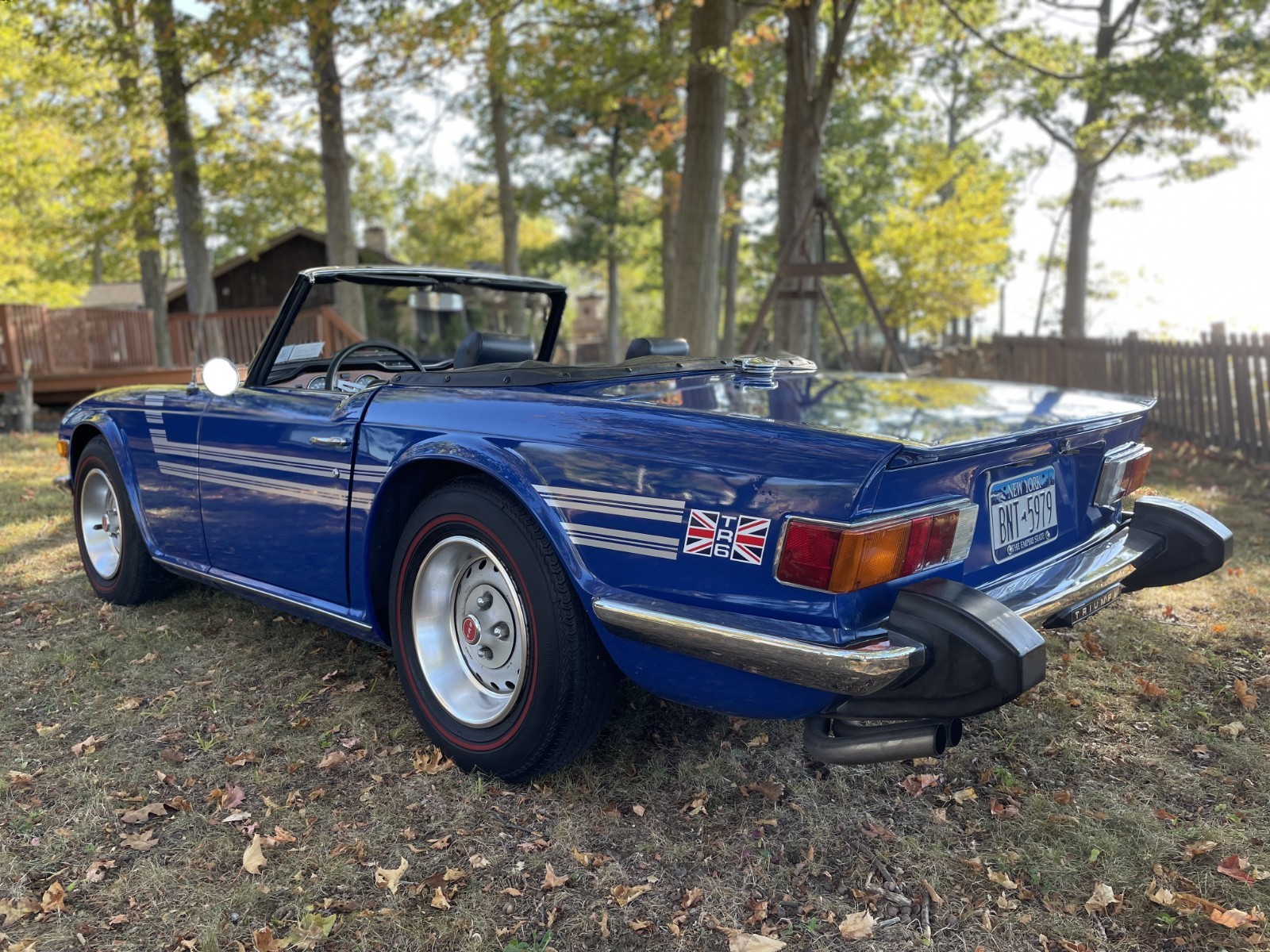 Triumph-TR-6-1976-Convertible-7