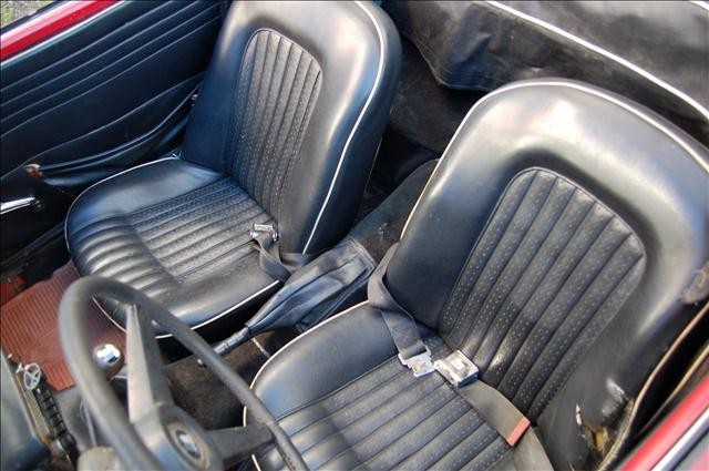 Triumph-TR250-1968-Convertible-16