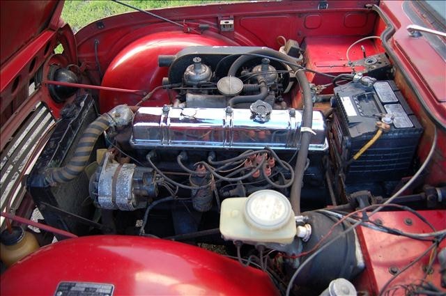 Triumph-TR250-1968-Convertible-5