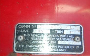 Triumph-TR250-1968-Convertible-9