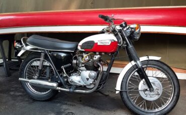 Triumph-Tiger-1971-Red-And-White