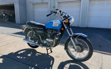 Triumph-Tiger-1973-1