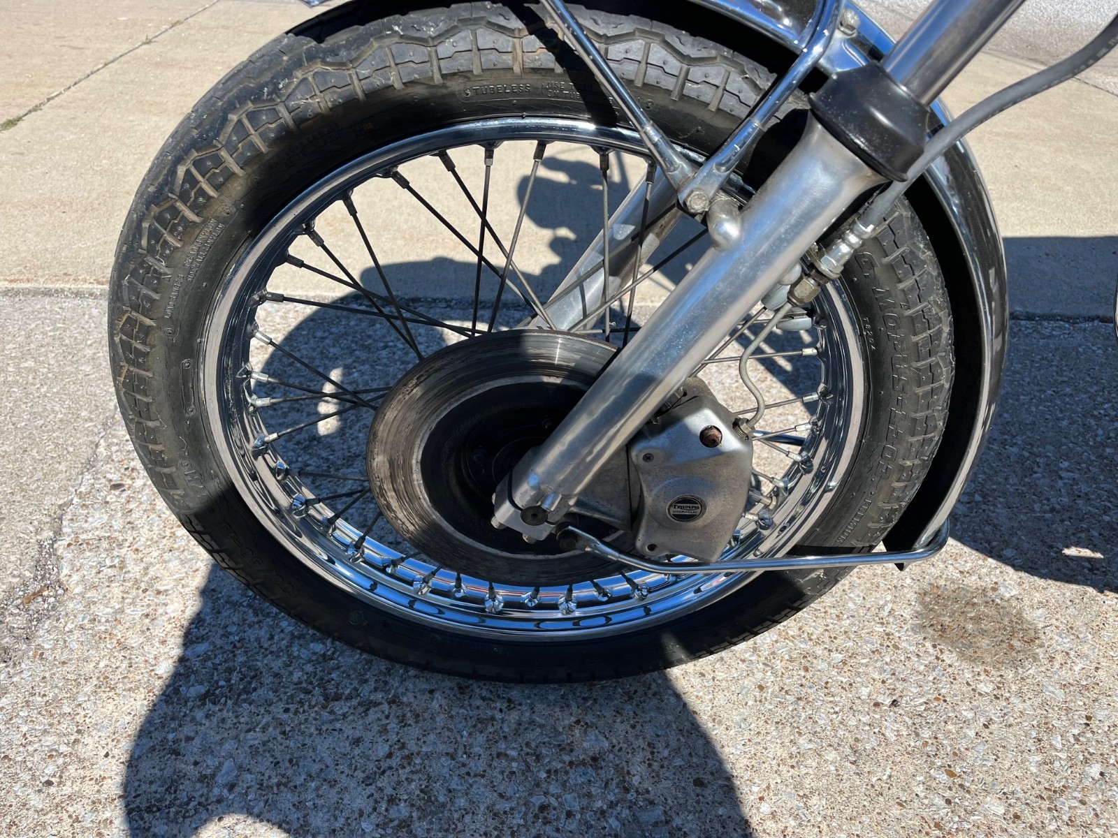 Triumph-Tiger-1973-11
