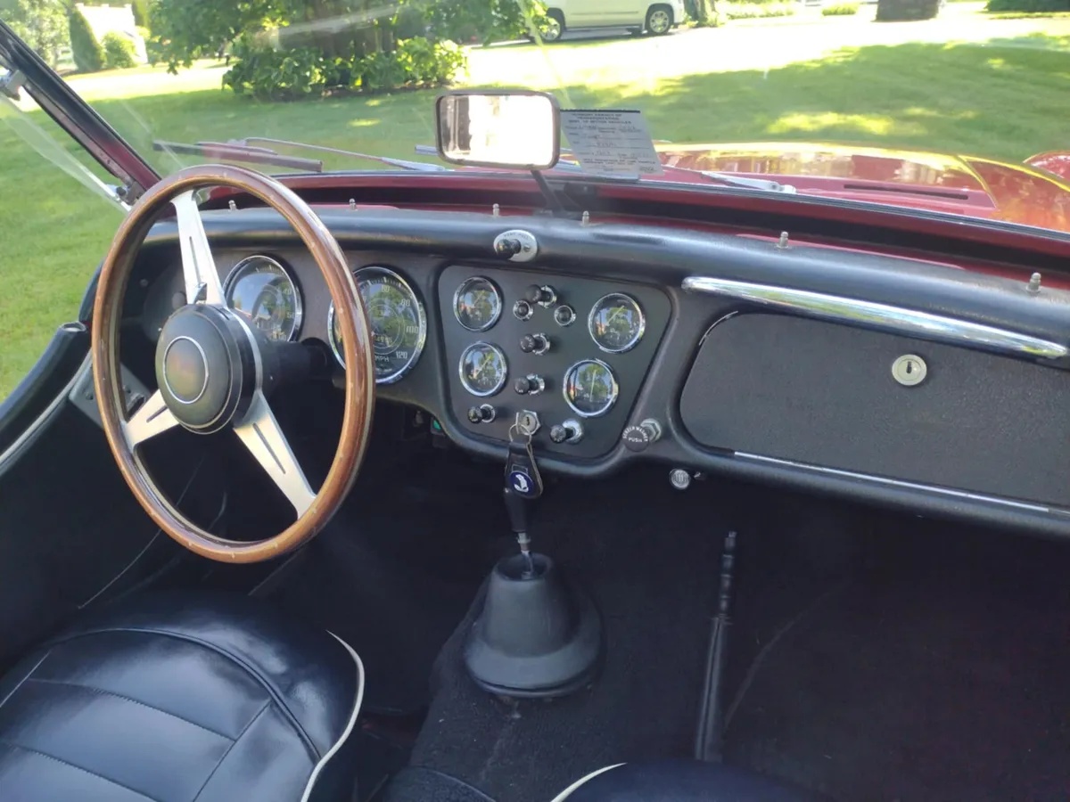 Triumph-Tr3b-1962-Red-Black-4