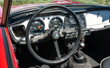 Triumph-Tr4-1962-Signal-Red-Black-6