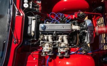 Triumph-Tr4-1962-Signal-Red-Black-7