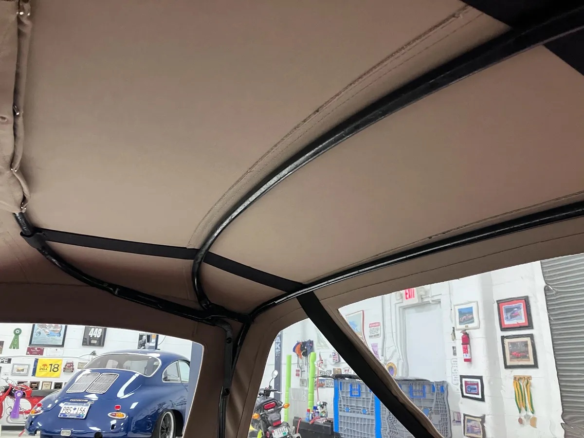 Triumph-Tr4-1965-Dark-Red-Tan-19