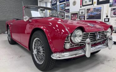 Triumph-Tr4-1965-Dark-Red-Tan-2