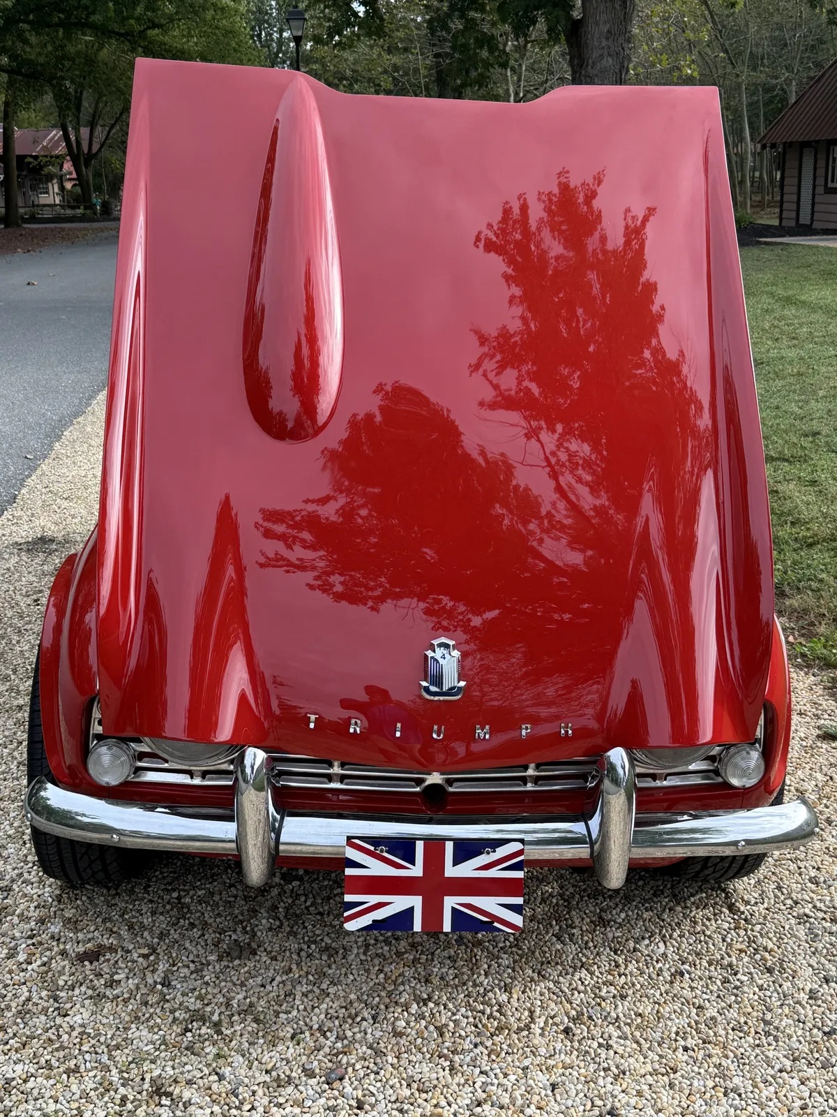 Triumph-Tr4-1965-Signal-Red-Black-With-White-Piping-Leather-6