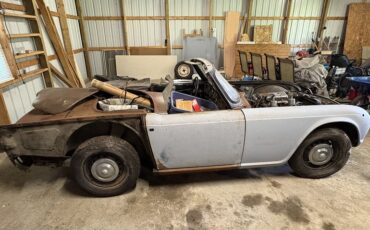 Triumph-Tr4a-1967-Primer-N