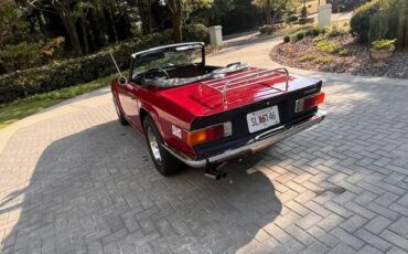 Triumph-Tr6-1974-7