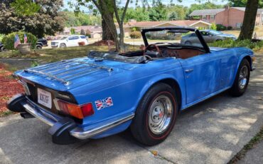 Triumph-Tr6-1974-French-Blue-Black-2
