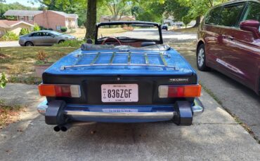 Triumph-Tr6-1974-French-Blue-Black-5