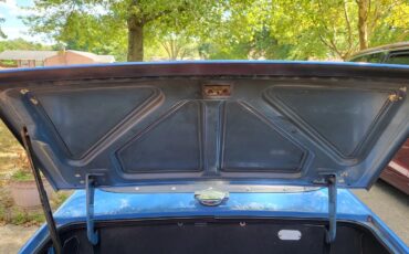 Triumph-Tr6-1974-French-Blue-Black-6