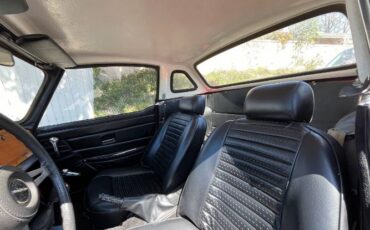 Triumph-Tr6-1974-Red-5