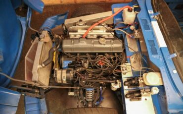 Triumph-gt6-1971-17