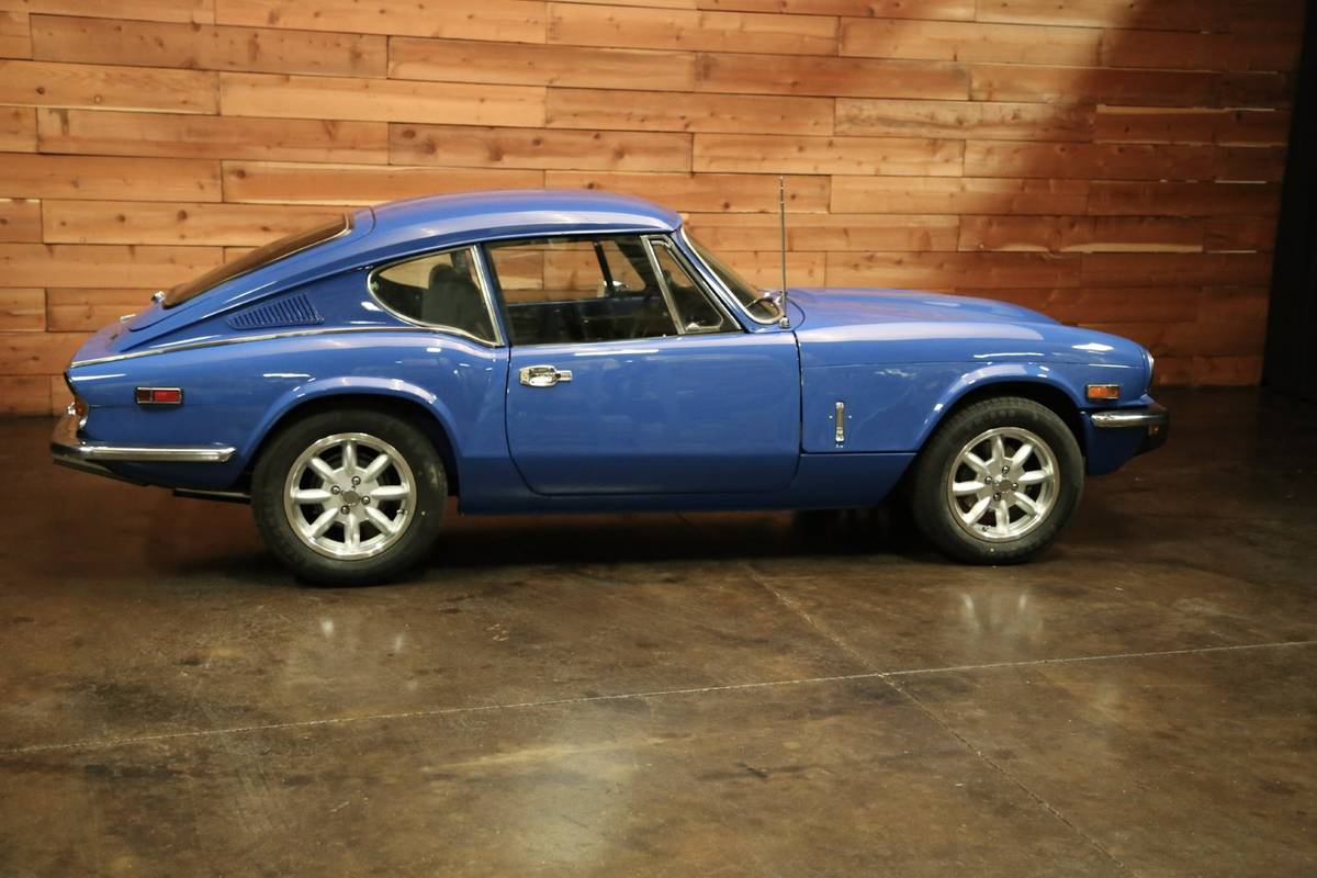 Triumph-gt6-1973-2