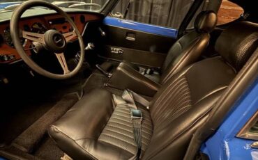Triumph-gt6-1973-21
