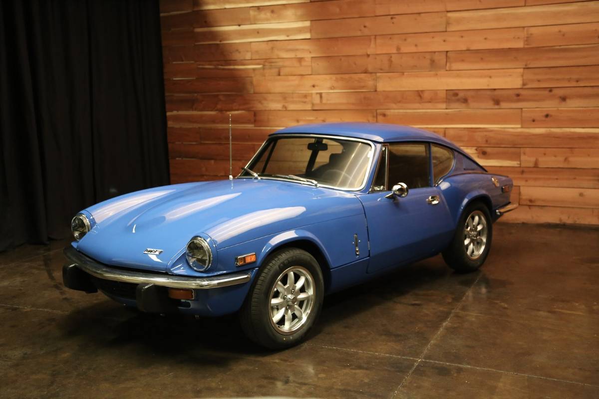 Triumph-gt6-1973