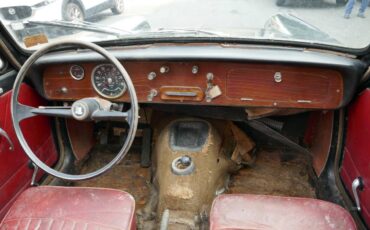Triumph-herald-1963-black-3