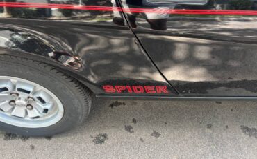 Triumph-spider-1980-15