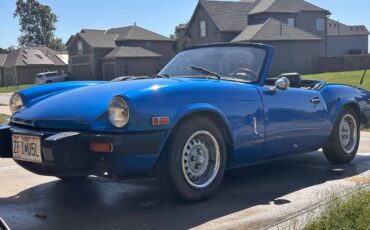 Triumph-spitfire-1500-1980-blue-1