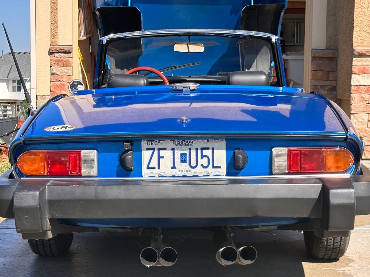 Triumph-spitfire-1500-1980-blue-13