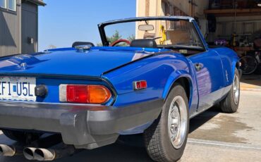 Triumph-spitfire-1500-1980-blue-15