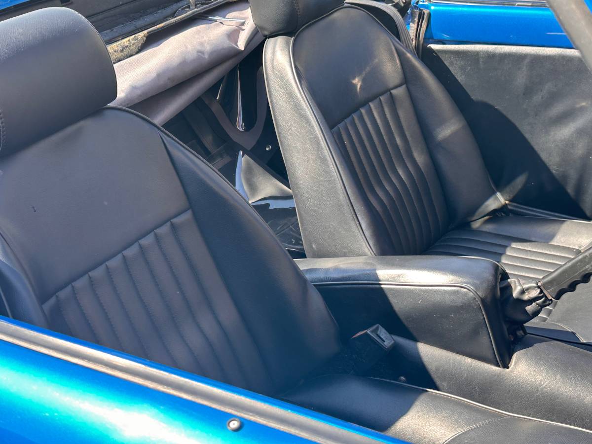 Triumph-spitfire-1500-1980-blue-4