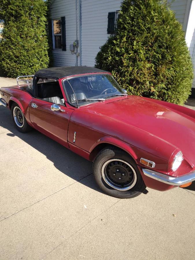 Triumph-spitfire-1971-red-1