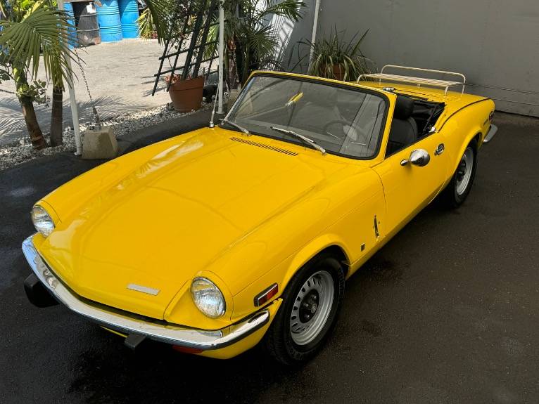 Triumph-spitfire-1973-1