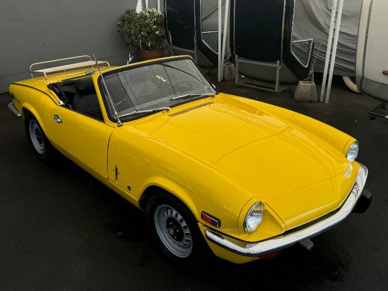 Triumph-spitfire-1973-12