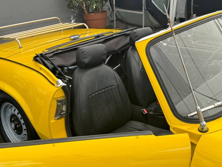 Triumph-spitfire-1973-2