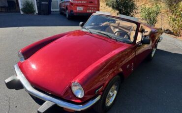 Triumph-spitfire-1975-red-10