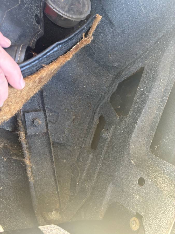 Triumph-spitfire-1980-red-11