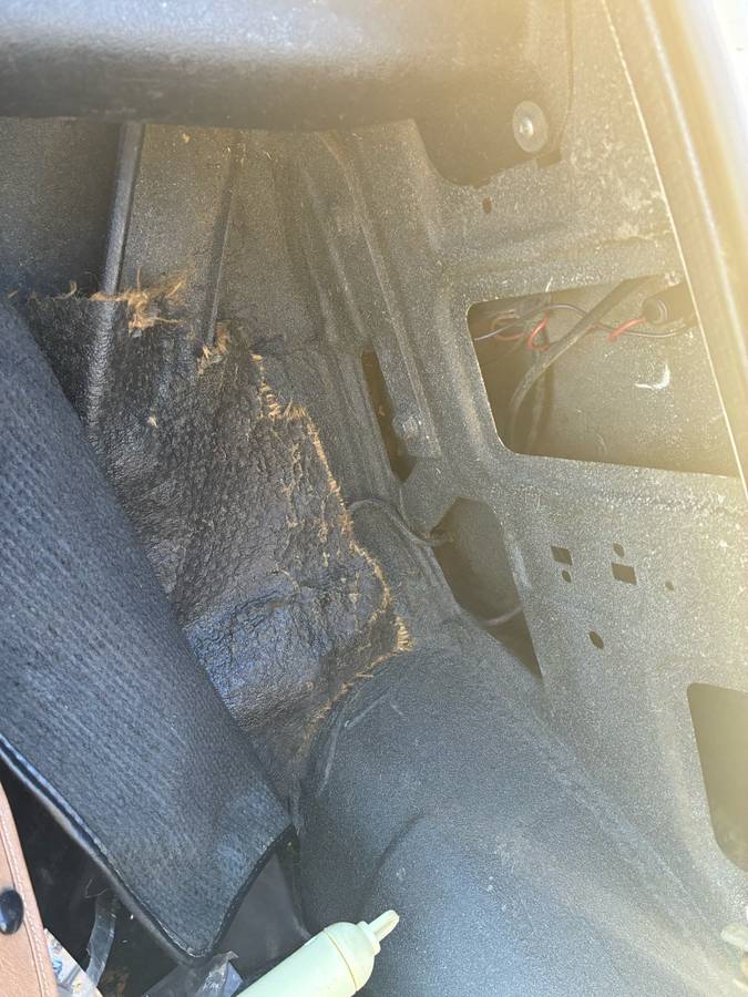 Triumph-spitfire-1980-red-13