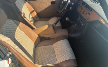 Triumph-spitfire-1980-red-16