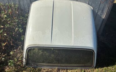 Triumph-spitfire-1980-red-23