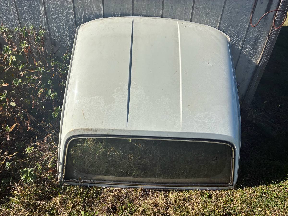 Triumph-spitfire-1980-red-23