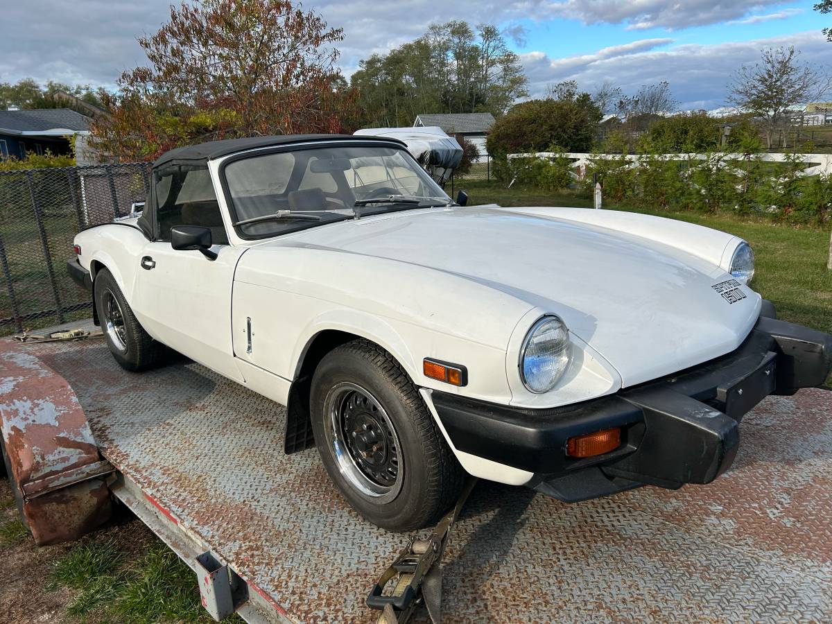 Triumph-spitfire-1980-red-5