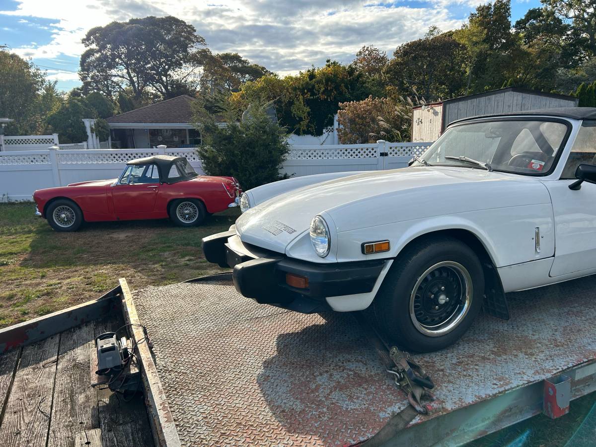 Triumph-spitfire-1980-red-6