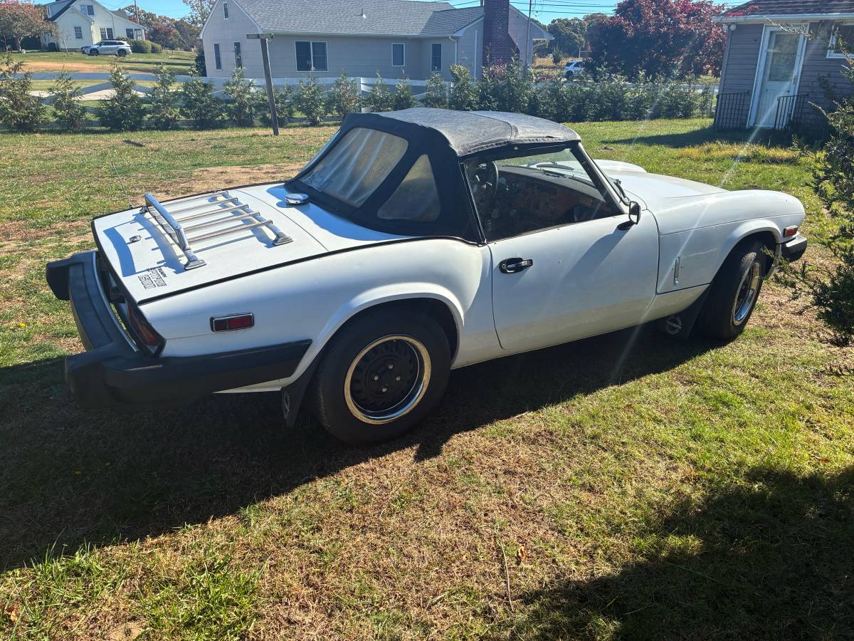 Triumph-spitfire-1980-red-8