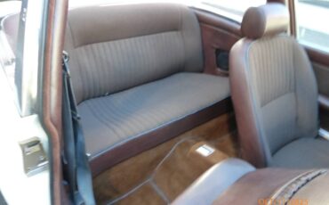 Triumph-stag-1973-white-18