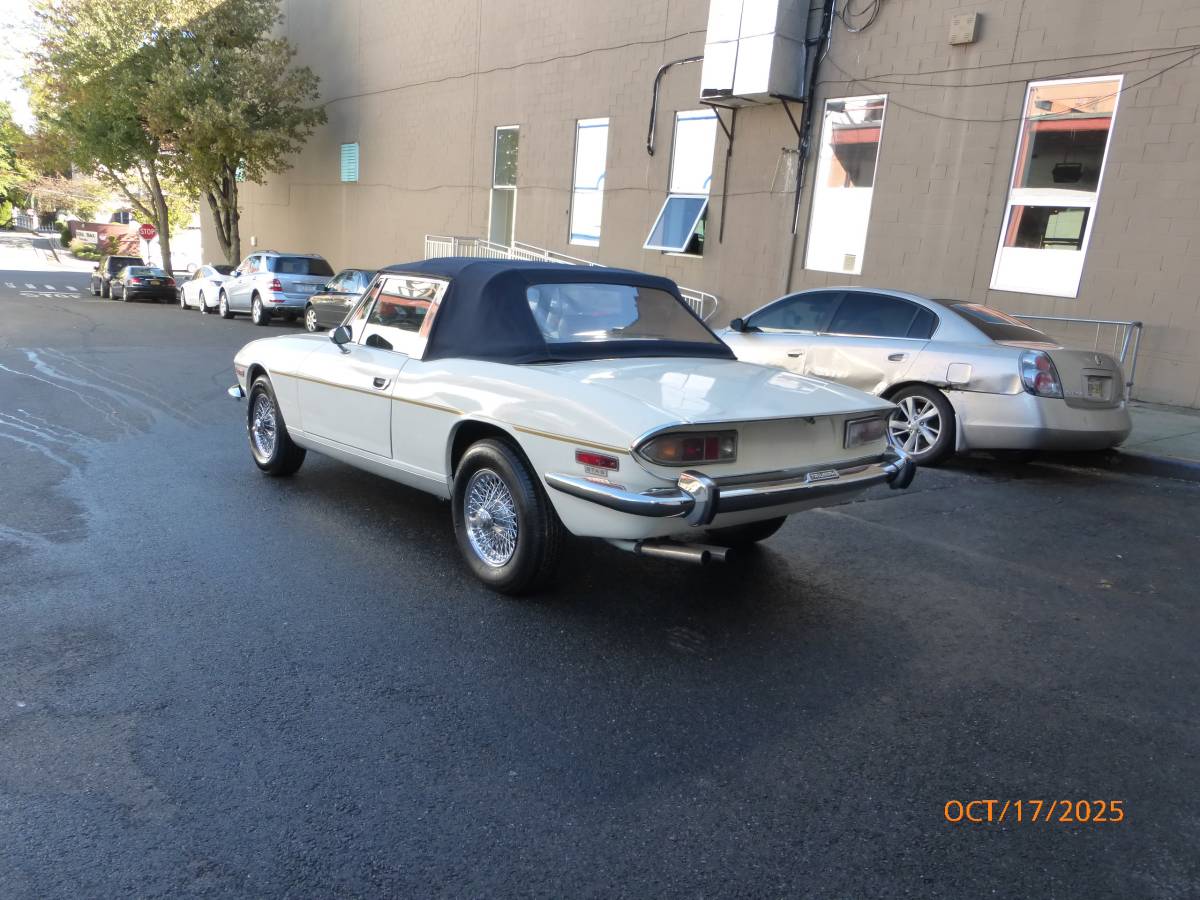 Triumph-stag-1973-white-3