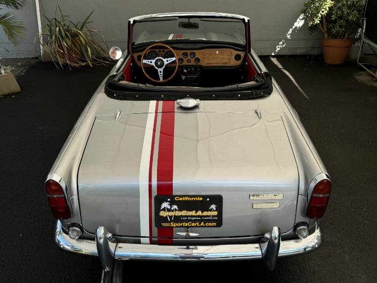Triumph-tr250-1968-9